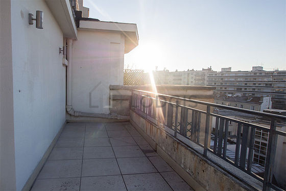 Balcony facing due south