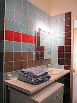 Apartment Paris 4° - Bathroom