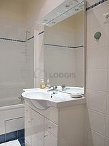 Apartment Paris 1° - Bathroom