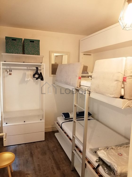 Chambre calme pour 1 personnes équipée de 1 lit(s) gigogne de 90cm