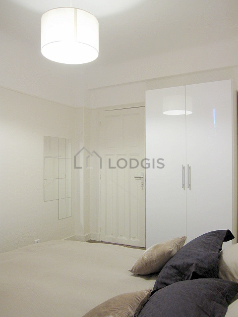 Bedroom for 2 persons equipped with 1 bed(s) of 160cm