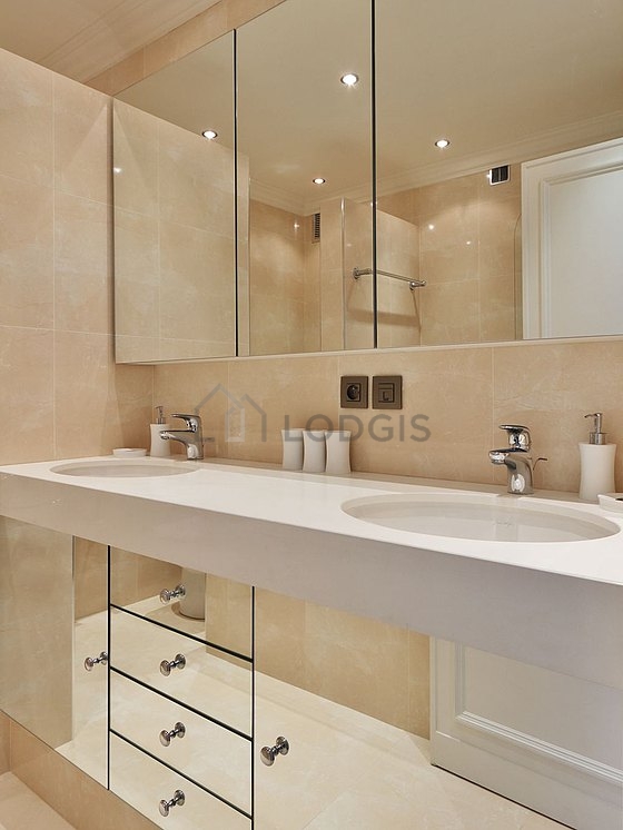 Appartement Paris 16° - 