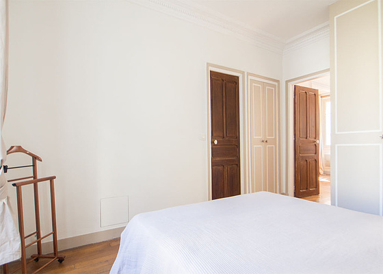 Quiet bedroom for 2 persons equipped with 1 bed(s) of 140cm