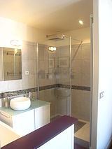 Duplex Paris 10° - Salle de bain