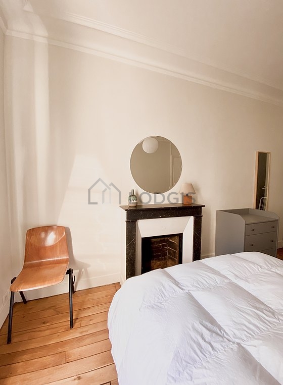 Quiet bedroom for 2 persons equipped with 1 bed(s) of 140cm