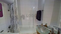 Apartment Paris 4° - Bathroom