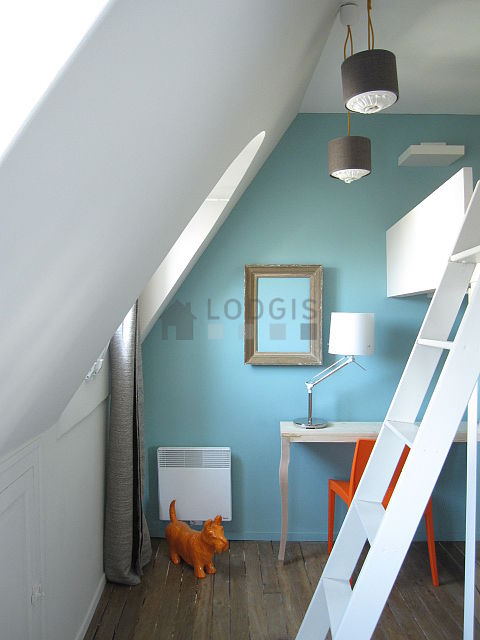 Nice alcove with wooden floor close to the living room