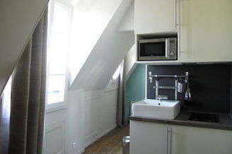 Bibliothèque Nationale Paris 13° studio with alcove