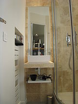 Apartment Paris 18° - Bathroom