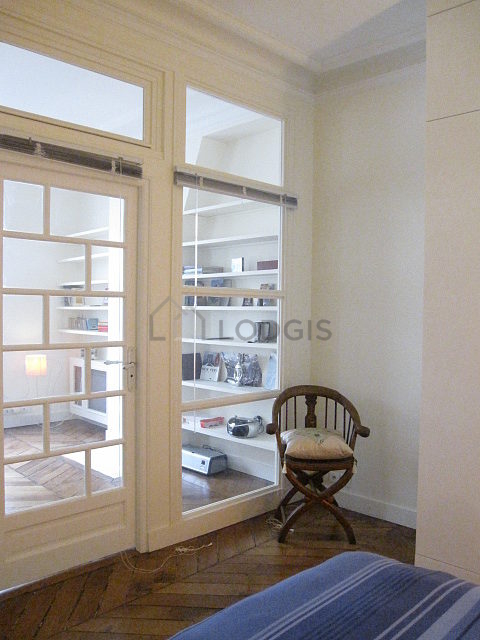 Bedroom with windows facing the courtyard