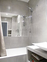 Appartement Paris 1° - Salle de bain