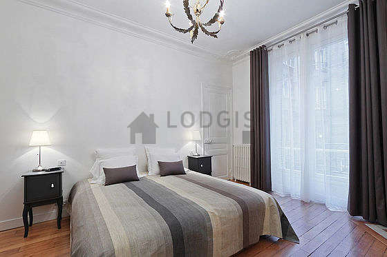 Very quiet bedroom for 1 persons equipped with 1 twin beds of 90cm