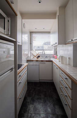 Great kitchen of 6m² with tilefloor
