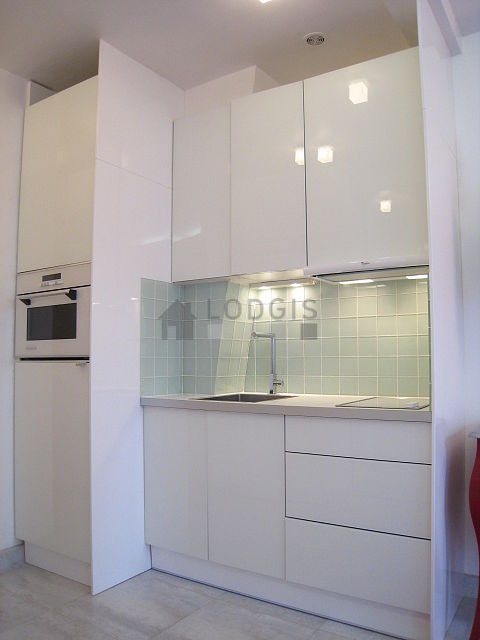 Great kitchen with tile floor