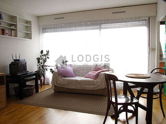 Very quiet living room furnished with 1 sofabed(s) of 140cm, tv, hi-fi stereo, 1 armchair(s)