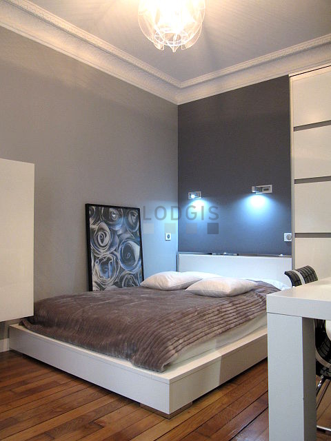 Bedroom with double-glazed windows facing the courtyard