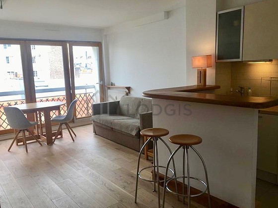 Kitchen where you can have dinner for 2 person(s) equipped with dishwasher, hob, refrigerator, freezer
