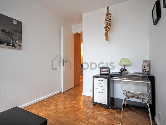 Very quiet bedroom for 2 persons equipped with 1 sofabed(s) of 140cm