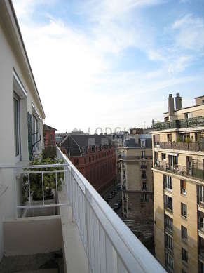 Beau séjour très calme et lumineux d'un appartementà Paris