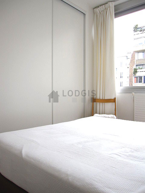 Chambre calme pour 2 personnes équipée de 2 lit(s) de 80cm