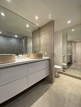 Apartment Paris 4° - Bathroom