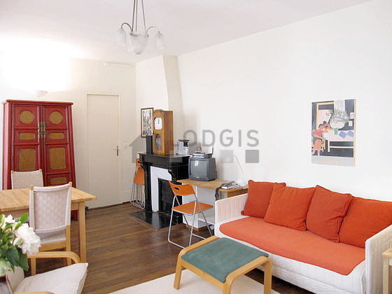 Quiet living room furnished with 1 sofabed(s) of 140cm, tv, 2 armchair(s), 10 chair(s)