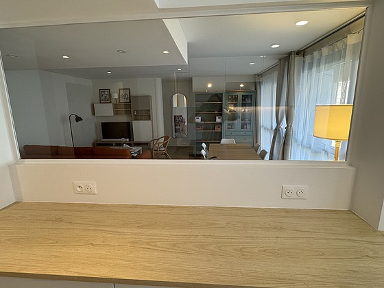 Apartment Suresnes - 
