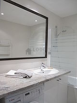 アパルトマン パリ 3区 - バスルーム