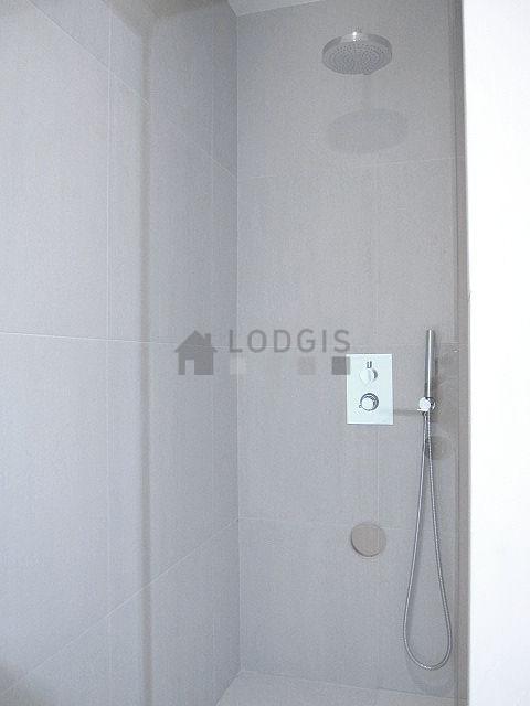 Apartment Suresnes - 