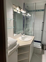 Apartment Paris 9° - Bathroom