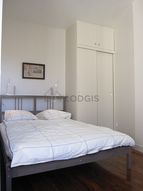 Bedroom with double-glazed windows facing the courtyard