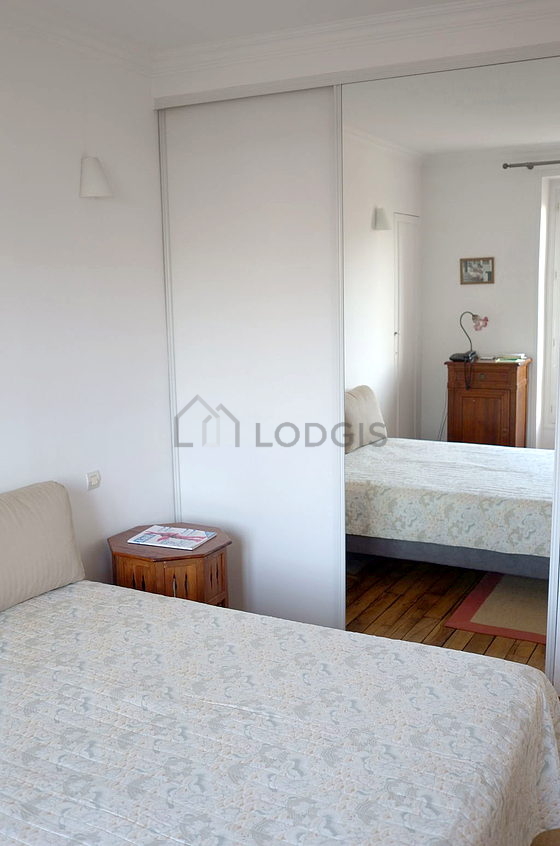 Chambre calme pour 1 personnes équipée de 1 lit(s) gigogne de 90cm