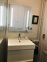Apartment Paris 17° - Bathroom