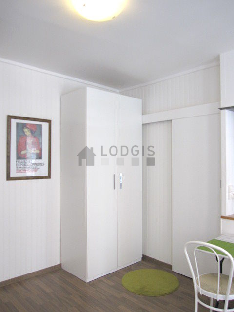 Living room furnished with 1 sofabed(s) of 140cm, tv, wardrobe, cupboard