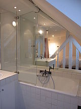 Apartment Paris 6° - Bathroom