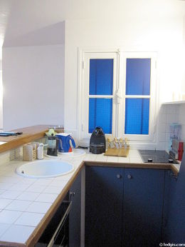 Kitchen where you can have dinner for 4 person(s) equipped with washing machine, dryer, refrigerator, freezer