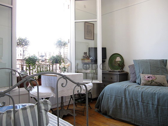 Very quiet living room furnished with 1 pullout bed(s) of 160cm, tv, wardrobe, cupboard