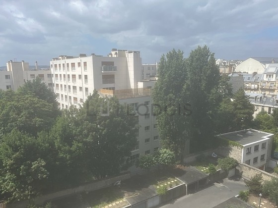 Beau séjour très calme et lumineux d'un appartement à Paris