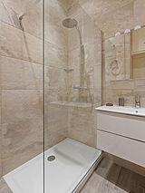 Appartement Paris 4° - Salle de bain