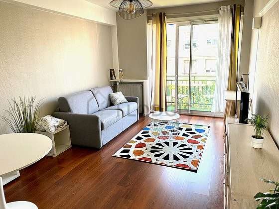 Very quiet living room furnished with 1 sofabed(s) of 140cm, tv, hi-fi stereo, 4 chair(s)