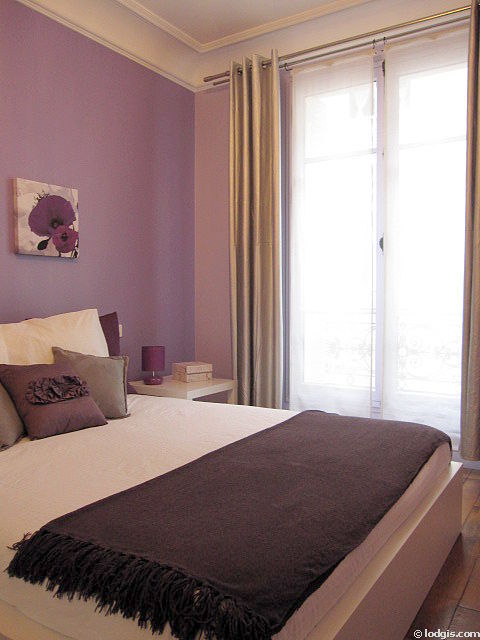 Bedroom with double-glazed windows facing the courtyard