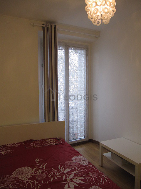 Quiet bedroom for 2 persons equipped with 1 bed(s) of 140cm
