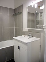 Apartment Paris 18° - Bathroom