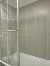 Apartment Paris 18° - Bathroom