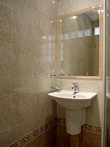 Appartement Paris 1° - Salle de bain