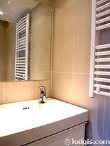 Apartment Paris 8° - Bathroom