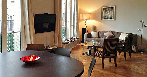 Magnifique séjour calme et lumineux d'un appartement à Paris