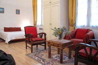 Studio meublé n°1051400 28 m² Quartier Latin 1 465 € /mois 1 250 € /mois Disponible à partir du 01-12-2026 Paris 5°