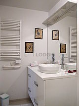 Appartement Paris 1° - Salle de bain