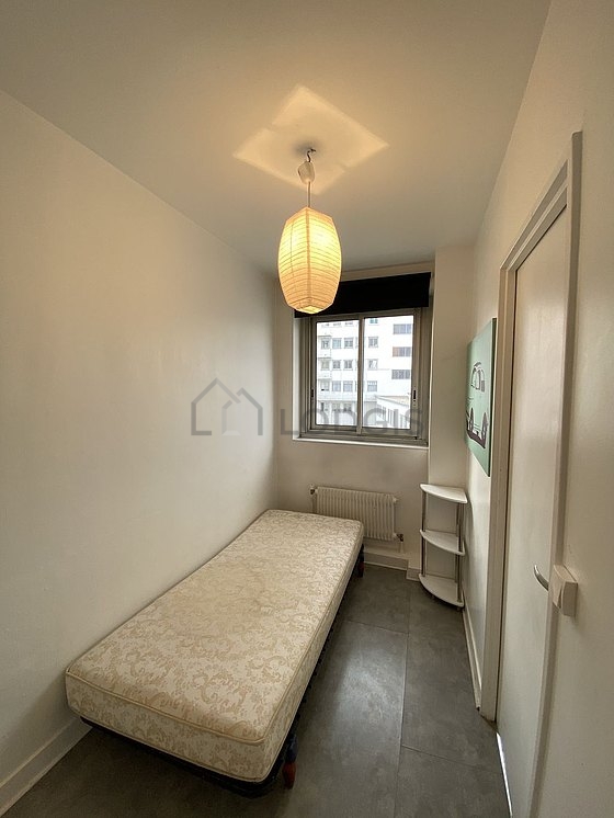 Chambre très calme pour 1 personnes équipée de 1 lit(s) de 90cm